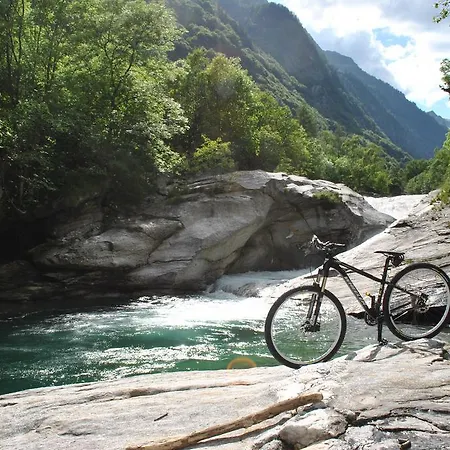 Hotell Myverzasca Ai Piee *