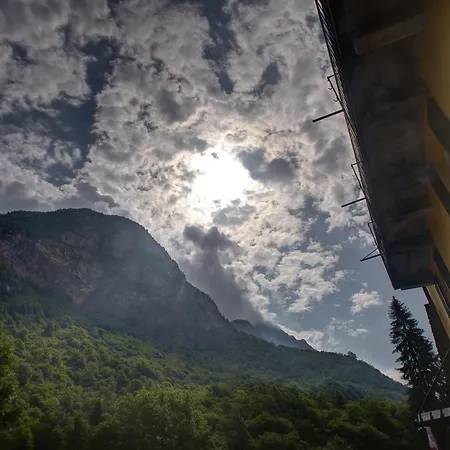 Myverzasca Ai Piee *